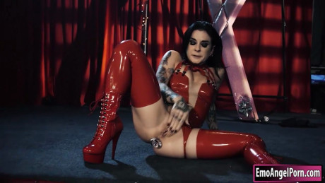Lusty Tattooed Joanna Angel Masturbating In Red Latex Gotporn