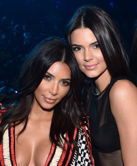 Kim Kardashian Vs Kendall Jenner Battle Of The Half Imagedesi